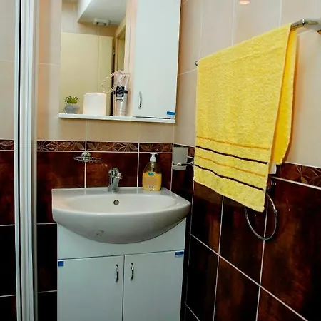 Dunja Apartment *